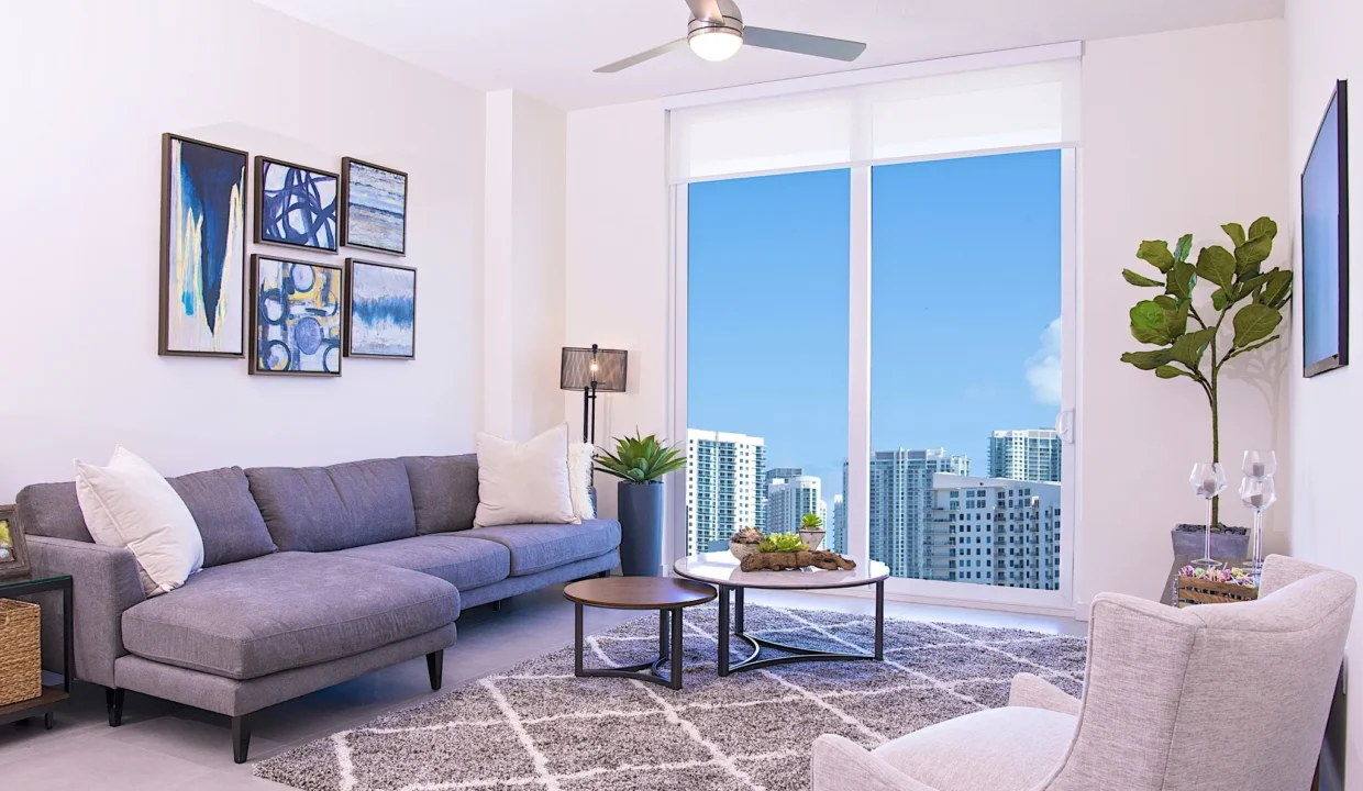 60d5fe00ed37b1.53795288526